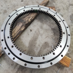 Vòng bi xoay cho máy xúc R200W-7, mã phụ tùng 81N5-01021, vòng xoay bằng thép mạ crôm, lực xoắn 10.000 Nm, tiếp xúc bốn điểm - Product Image 6