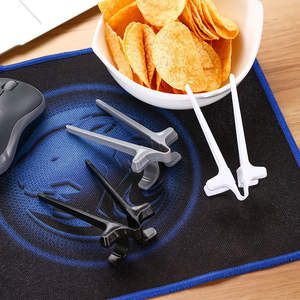 Baguettes <span class=keywords><strong>à</strong></span> mains libres pour collation et doigt Baguettes portables pour collation et doigt non sales Accessoire pour téléphone portable Outils de cuisine - Product Image 3