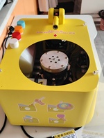 Machine à Barbe à Papa Automatique Portable Nouvelle Génération Alimentée par Prise Électrique Sweet Cloud Maker