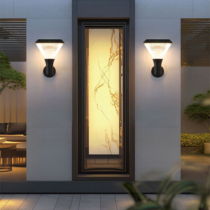 Vente en gros Lampes murales solaires AC LED modernes et lampes de jardin pour l'éclairage de nuit extérieur à la maison (étanche IP65) - Product Image 2