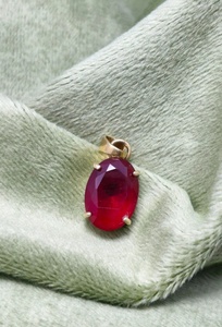 El Mejor Colgante de Rubí Chapado en Oro Hecho a Mano, Piedra del Amor, la Pasión y la Fuerza, Diseño Floral, Joyería Unisex, Regalo - Product Image 2