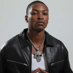 Collar de cadena cubana de Hip Hop con colgante de calavera con auriculares, de circonita extragrande, con incrustaciones de diamantes completas, estilo Hip Hop, y colgante grande de perlas con incrustaciones de diamantes completas. - Product Image 4