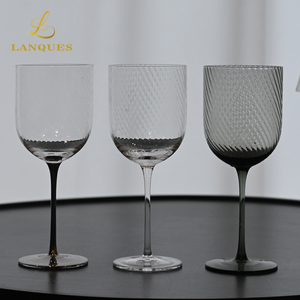 Verre à vin rouge et <span class=keywords><strong>blanc</strong></span> en cristal sans plomb, motif ondulé, soufflé à la main, design européen classique, idéal pour la maison et les réceptions <span class=keywords><strong>de</strong></span> mariage – Meilleure vente - Product Image 4