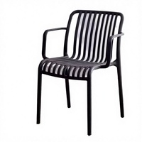 Chaises de salle à manger d'extérieur empilables modernes, chaises de patio en métal, adaptées aux cours d'hôtels, aux jardins de villas, aux patios et aux balcons