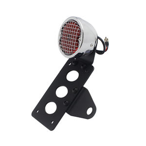 Support de montage de plaque d'immatriculation pour <span class=keywords><strong>feu</strong></span> arrière latéral, pour modèles Harley Bobber Chopper Cafe Racers - Product Image 1