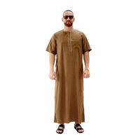 Robes à manches courtes pour hommes européens et américains Robes arabes transfrontalières Vente en gros de vêtements grande taille Robes d'été brodées pour adultes