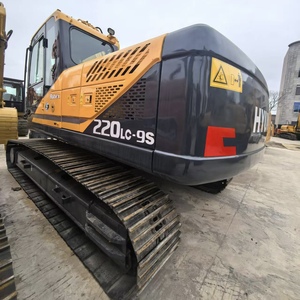 Excavatrice Hyundai 220Lc-9S d'occasion 100% originale, 22 tonnes, moteur et boîte de vitesses robustes, capacité de la benne de 1 m³, en vente - Product Image 1