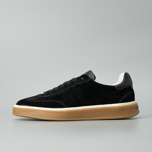 Zapatillas Casuales Bajas de Tela Negra con Forro de Malla, Suela de Goma Antideslizante, Zapatos de Skate Cómodos para Hombres Modernos para la Vida Urbana - Product Image 1
