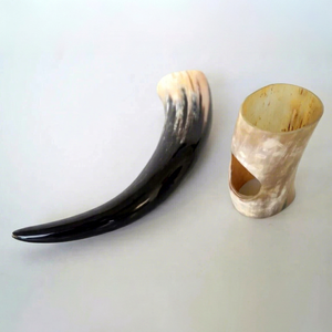 Cuenco Decorativo Artesanal Ecológico de Cuerno de Búfalo, Taza, Cuchara, Accesorio de Joyería, Regalo Artesanal Rústico Natural para Nuevas Ocasiones - Product Image 1