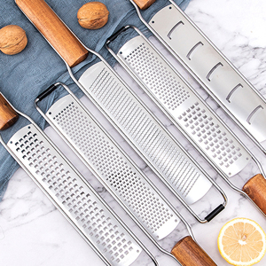 <span class=keywords><strong>Râpe</strong></span> <span class=keywords><strong>à</strong></span> main en bois d'acacia pour la cuisine, <span class=keywords><strong>râpe</strong></span> <span class=keywords><strong>à</strong></span> légumes, chocolat, citron, zester, <span class=keywords><strong>râpe</strong></span> <span class=keywords><strong>à</strong></span> fromage <span class=keywords><strong>parmesan</strong></span> en acier inoxydable 304 - Product Image 5