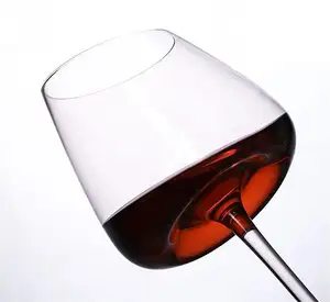 Gobelet de haute qualité verre à vin rouge incliné différentes tailles disponibles tasse en verre à vin