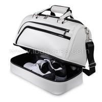 Sac de voyage d'accessoires de golf en cuir végétalien de luxe à deux étages avec confiance depuis 20 ans et plus.
