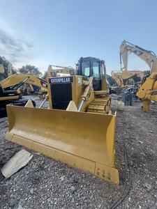 Machinerie d'ingénierie : Bulldozer CAT D6G, puissant bulldozer à chenilles - Product Image 2