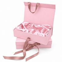 Boîte cadeau magnétique doublée de satin pour l'emballage de perruques et d'extensions de cheveux, boîte en carton pliable avec couvercle rabattable et poignée en ruban