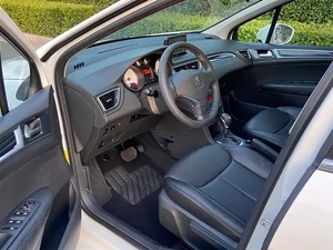 Dongfeng <span class=keywords><strong>Peugeot</strong></span> <span class=keywords><strong>308</strong></span> 5 places de 2014, fabriqué en Chine, avec transmission automatique, <span class=keywords><strong>essence</strong></span> - Product Image 5