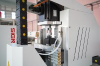Sistem Kontrol Syntec 1325/1530/2030 Mesin Router CNC Pengolahan Kayu 3 Axis Penggantian Alat Otomatis