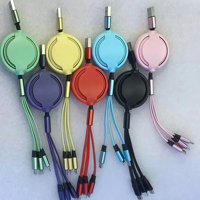 Cable de Carga Rápida Retráctil 3 en 1 USB-A con Revestimiento de TPE, Transferencia de Datos Rápida y Portátil para Viajes, Auto y Oficina
