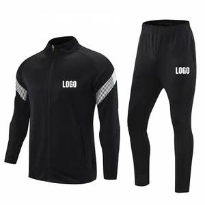 Completo Sportivo da Uomo Personalizzabile con Logo, Traspirante e ad Asciugatura Rapida, Leggero per Allenamento Calcio - Product Image 1