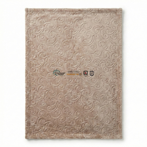 Couverture en velours jacquard 3D en gros pour hôtels, boutiques, douce et chaude, motif polaire, idéale pour la vente au détail - Product Image 1