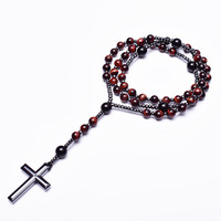 Colliers de prière catholique en pierre naturelle œil de tigre rouge onyx avec pendentif croix en hématite pour hommes et femmes