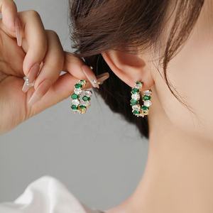 ต่างหูเงินแท้ 925 แบบวงแหวน ประดับเพชรซิคอนสีเขียวขาว ดีไซน์เรขาคณิตทันสมัย สไตล์ยุโรปอเมริกา แฟชั่นเก๋ไก๋ ขายส่ง - Product Image 2