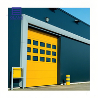 Puerta Seccional Industrial Vertical con Aislamiento Térmico, Panel Sándwich, para Almacén y Taller