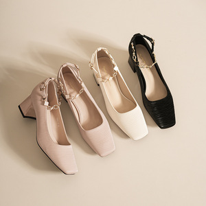 Escarpins à bout carré et talon bloc avec bride à boucle, chaussures Mary Jane confortables pour le travail et le quotidien - Product Image 1