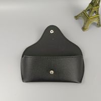 Étui à lunettes portable en cuir PVC souple, pochette de luxe pour lunettes avec bouton-pression, protection pour lunettes, vente en gros, logo personnalisé
