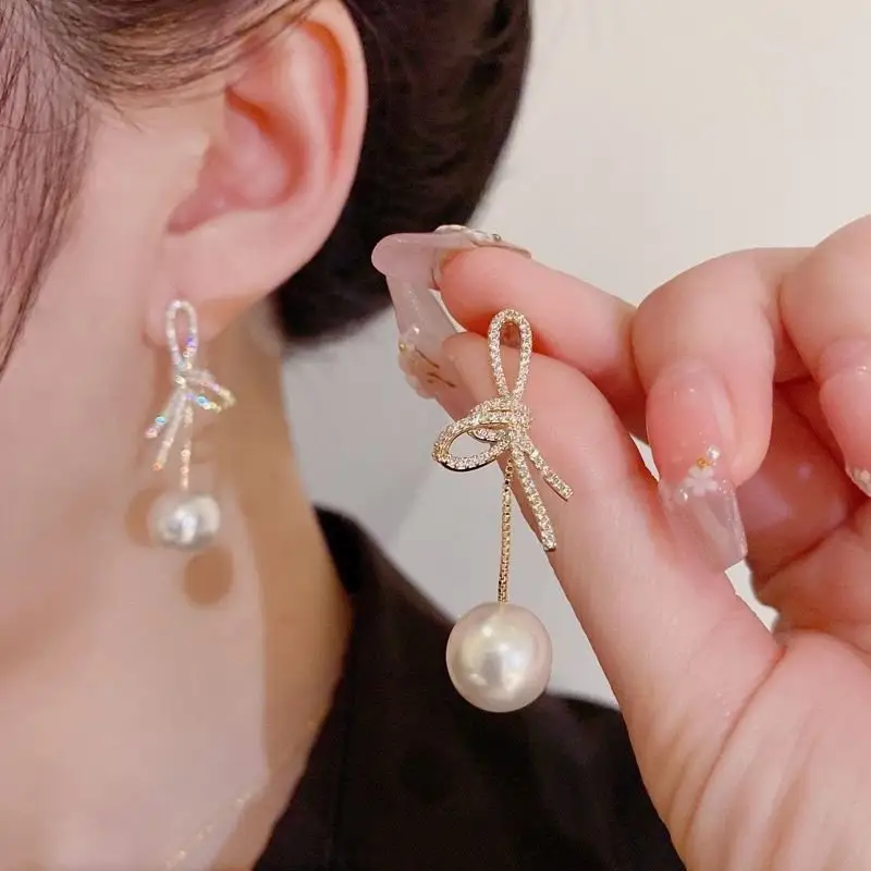 Wholesale Bow Pearl Earrings Pearl Dangle Earrings Micro Paved Crystal Earrings For Lady