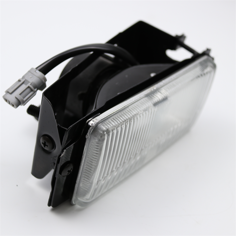 isuzu npr 2008 lights