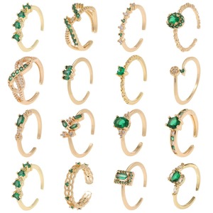 Anillo de Bisutería de Acero Inoxidable con Circonita Verde, Anillos de Joyería de Moda para Mujer, Oro Laminado de 18K, Venta al <span class=keywords><strong>por</strong></span> <span class=keywords><strong>Mayor</strong></span> - Product Image 1