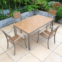Ensemble de table et de chaises de restaurant en gros, ensemble de salle à manger rectangulaire en plastique et bois pour jardin, cour et extérieur