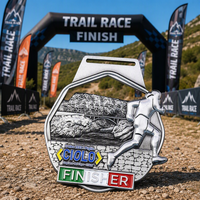 Médaille de marathon personnalisée 3D 2D en relief, en alliage de zinc argenté antique, pour la course sur sentier, récompense de finisseur, course sportive