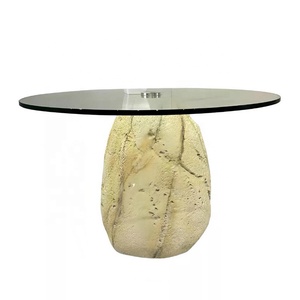 Tavolino da Caffè con Base in FRP Ispirata alla Pietra, Design Organico Minimalista con Finitura Beige e Piano in Vetro Temperato <span class=keywords><strong>per</strong></span> <span class=keywords><strong>Soggiorno</strong></span> in Stile Wabi Sabi - Product Image 5