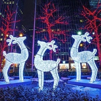 Peuplier Imperméable Personnalisé Géant Extérieur Renne De Noël avec Sculpture De Lumière Led pour La Décoration De Noël En Plein Air
