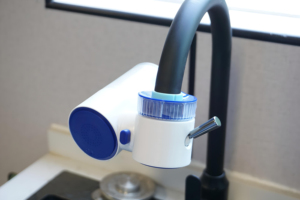 360 gradi di <span class=keywords><strong>rubinetto</strong></span> <span class=keywords><strong>rotante</strong></span> depuratore di acqua rimuovere cloro per cucina bagno Mini ceramica depuratore di acqua <span class=keywords><strong>rubinetto</strong></span> <span class=keywords><strong>filtro</strong></span> - Product Image 5