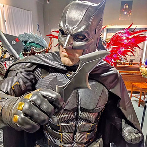 Figura de Acción de Batman de Tamaño Real de Alta Gama en Venta, Estatua de Busto de Batman de Fibra de Vidrio de Tamaño Real - Product Image 4