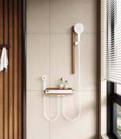 Système de douche intelligent moderne de luxe à texture bois, mitigeur thermostatique de salle de bain blanc mat