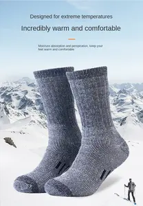 Laine chaude hommes et femmes en automne et en hiver long tube épais éponge absorbant la sueur chaussettes de neige en plein air.