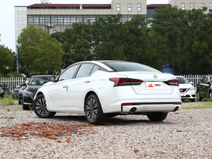 Offre Spéciale – <span class=keywords><strong>Nissan</strong></span> Teana J33 <span class=keywords><strong>2020</strong></span> d'occasion 2.0T VC-Turbo CVT Berline Sièges en cuir Toit ouvrant panoramique Conduite à gauche Essence - Product Image 5