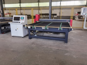 Automatic CNC Glass Cutting <b>Machine</b> with Conveyor Belt System for Tempered Glass <b>Laminated</b> Glass and IGU Production - Product Image 6