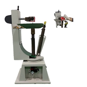 Machine à coudre motorisée pour la fabrication de chaussures en cuir, pour la pose latérale de la semelle - Product Image 3
