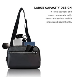 Riñonera/Bolso de Pecho Deportivo Impermeable Oxford Unisex con Cremallera y Logotipo Personalizado, Estilo Almohada - Product Image 3