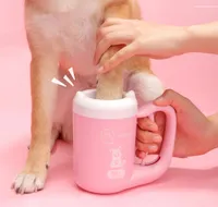Outdoor tragbare Haustier Hund Pfote Reiniger Tasse weiche Silikon Fuß waschanlage saubere Hunde pfoten ein Klick manuelle schnelle Füße Wasch reiniger