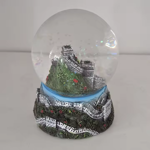 Souvenir creativo in resina grande <span class=keywords><strong>parete</strong></span> di neve globo personalizzato Glitter per il globo di neve per la decorazione della casa - Product Image 1