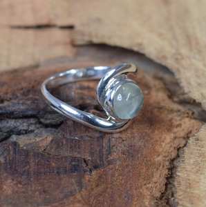 Anillo de Plata de Ley 925 con piedra natal de junio, conjunto de bisel de corte de pera de Prehnita verde Natural, piedras preciosas de diseñador, joyería fina, boda Unisex - Product Image 3