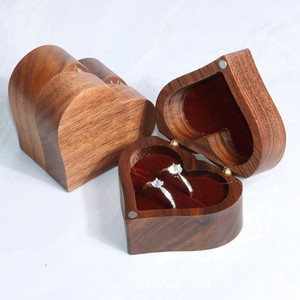 Heart Shaped Wooden <b>Ring</b> <b>Box</b> Walnut Wood Jewelry Storage Gift <b>Box</b> For Wedding Valentine'S Day - Product Image 4