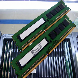 Módulo de Memoria para Servidor/Estación de Trabajo de Alta Velocidad para Empresas M321R2GA3BB6-CQK, 16 GB DDR5 4800 MHz ECC RDIMM, Garantía de 1-3 Años, Origen Corea - Product Image 1