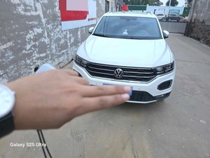 <span class=keywords><strong>Auto</strong></span> Usata 2021 <span class=keywords><strong>Volkswagen</strong></span> <span class=keywords><strong>T</strong></span>-<span class=keywords><strong>Roc</strong></span> 280TSI 1.4T Trazione Integrale Luxury Intelligent Connect Facelift Automatica Pronta per la Spedizione - Product Image 2