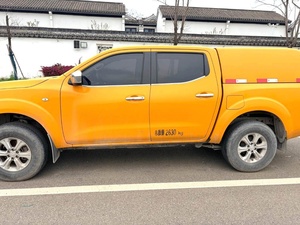 Pick-up Nissan Navara d'occasion 2021 2.5L 4x4 Premium LHD Peinture d'origine Comme neuf Prêt à être expédié FOB - Product Image 3